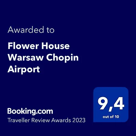 Flower House Chopin Airport *