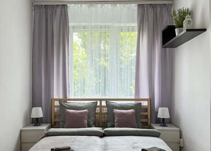 Flower House Chopin Airport Hostel