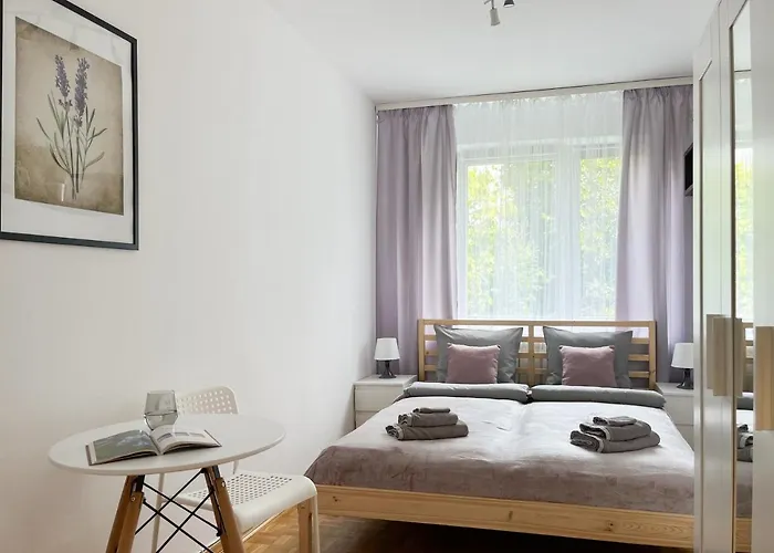 Flower House Chopin Airport Warszawa